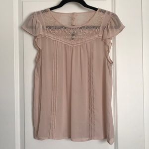 Flutter sleeve blouse